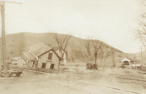 Depot bridge - looking south. Lyndon VT. Nov. 4, 1927 Flood.
