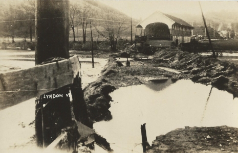 Depot Bridge looking south Lyndon, Vt, Nov 4, 1927 Flood.